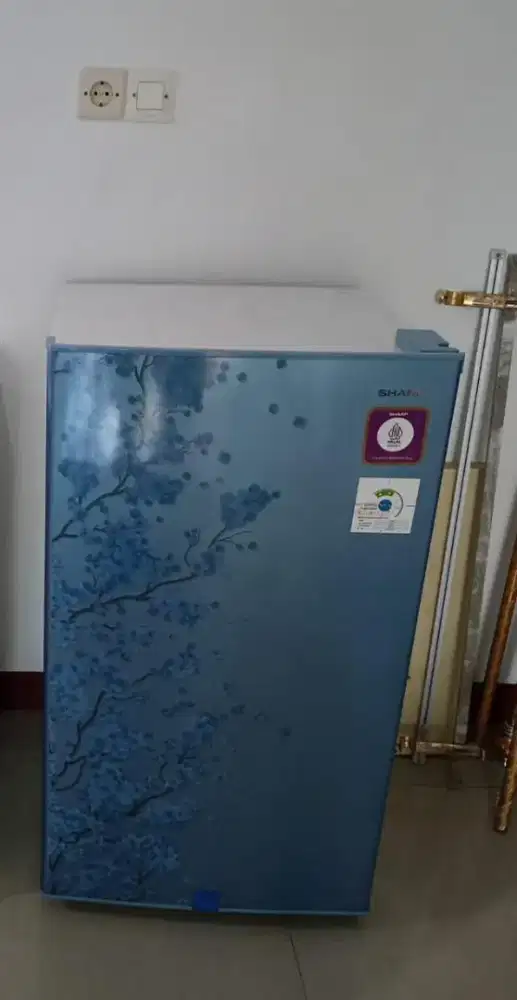 Kulkas Sharp 1 Pintu kapasitas 133L