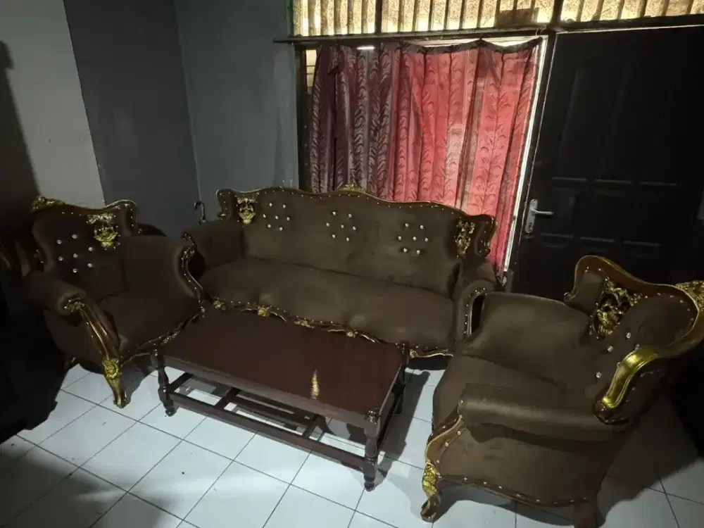 Kursi jati set coklat