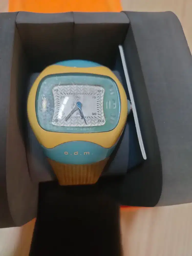 Jam tangan wanita