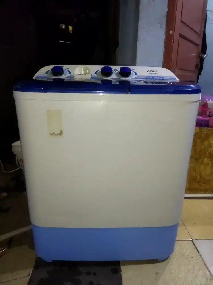 Mesin cuci 2 tabung Aqua 7kg