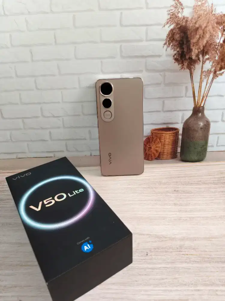 Jual hp vivo v50lite 4Gram 8/128gb