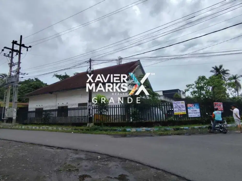 DIJUAL RUMAH HITUNG TANAH DI AREA KLOJEN MALANG