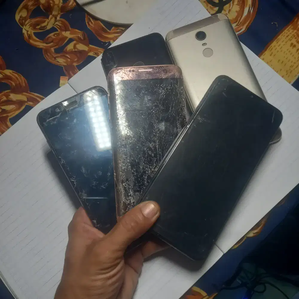 Dijual hp borongan kondisi mati total