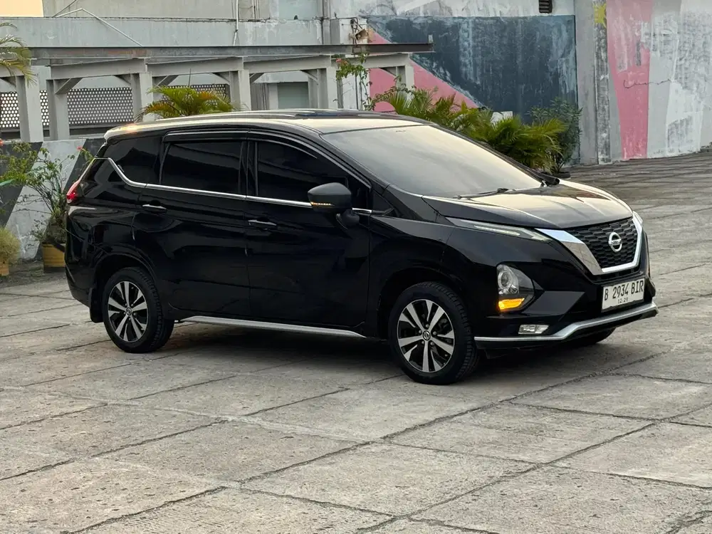 PALING MURAH !! Dp20jt LIVINA VL AT MATIC 2019 SIAPA CEPAT !!
