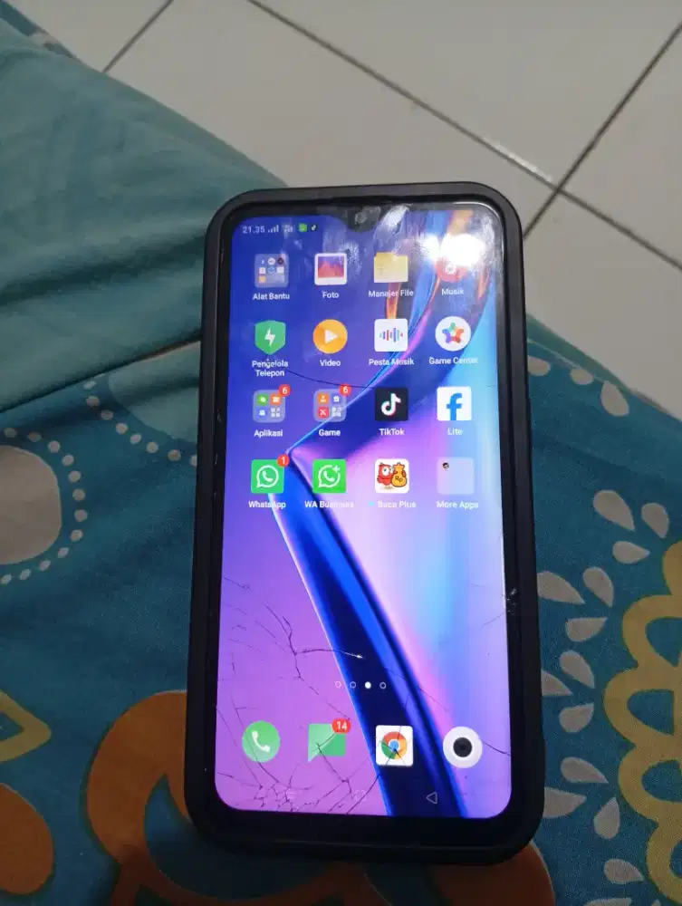 Oppo a12 ram 3/32 minus gambar normal