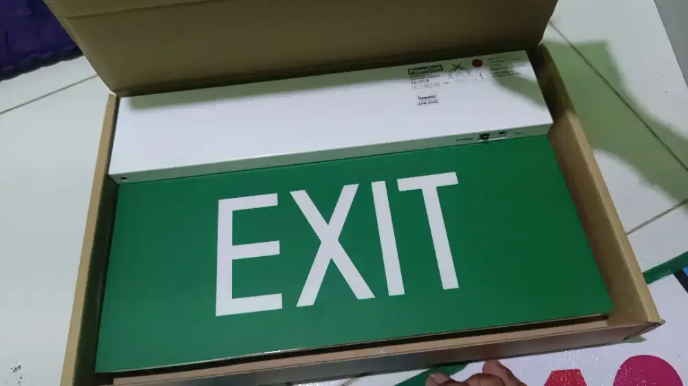 lampu exit baru