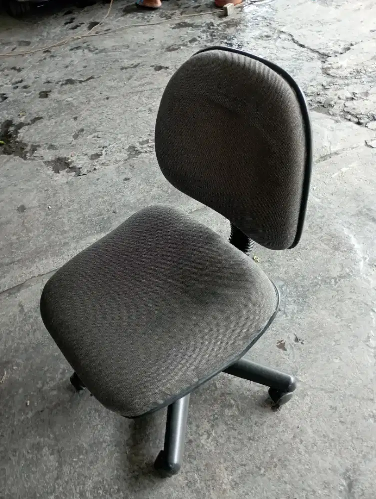 Kursi kantor busa