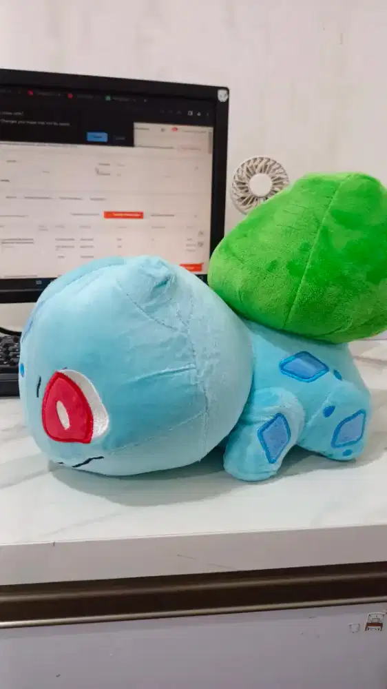 Boneka bulbasaur pokemon