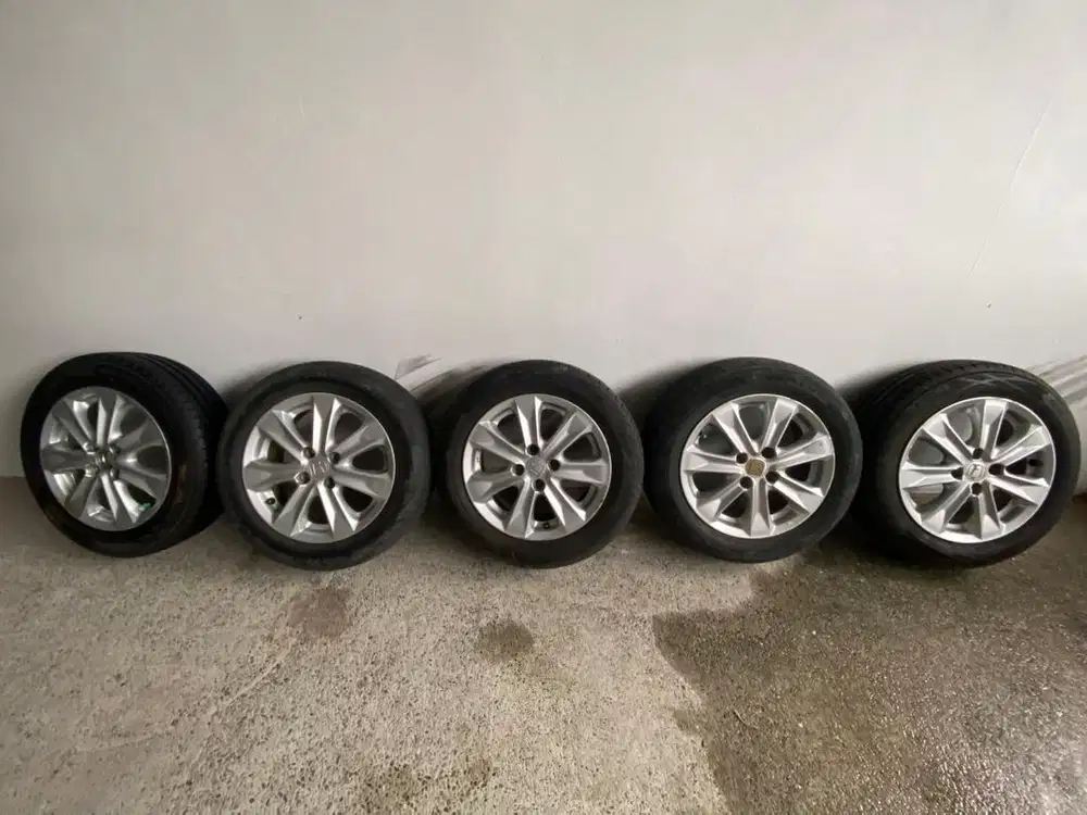 Velg OEM Honda Jazz R15 dengan Ban 5 Pcs
