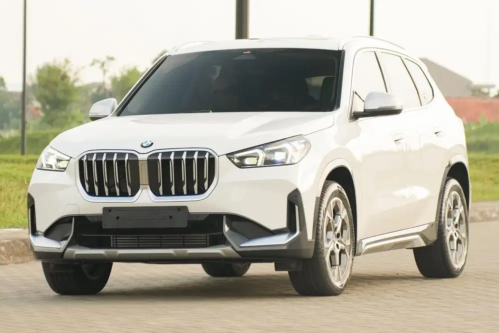 Rasa Baru 2K! BMW X1 sDrive18i xLine 2023 New Model (U11) 320i c200