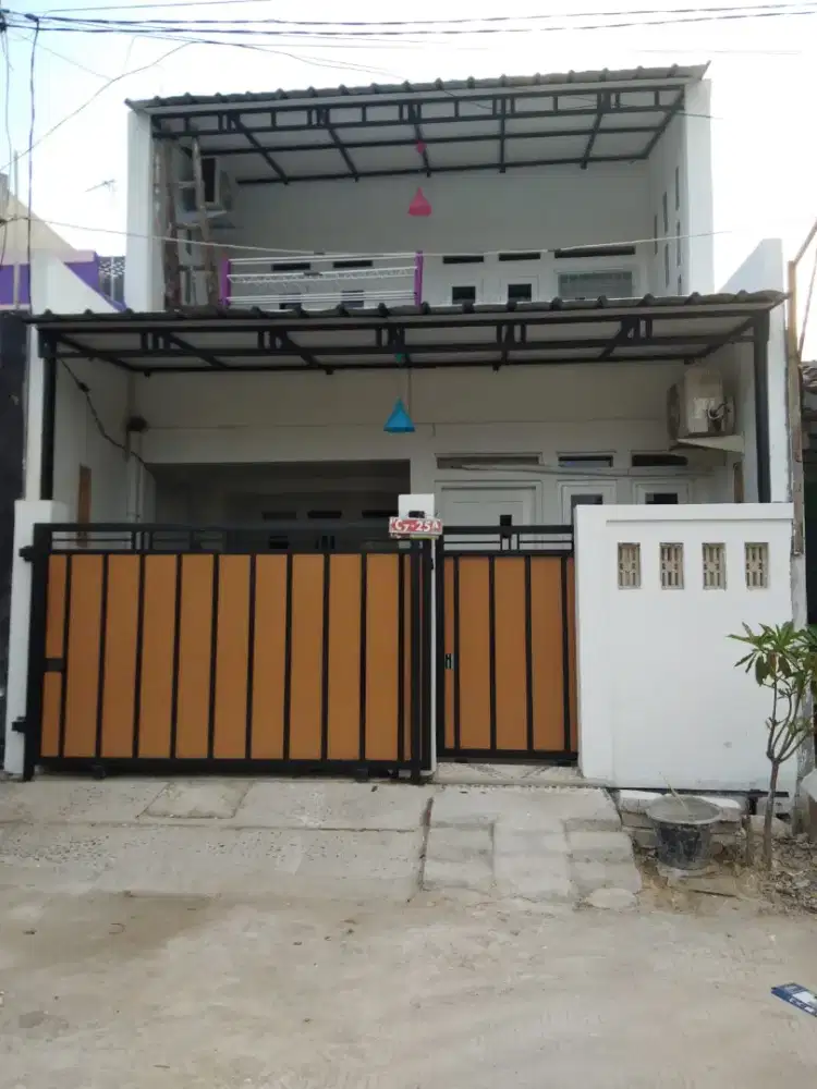 RUMAH 2 LANTAI VILLA MUTIARA GADING 1