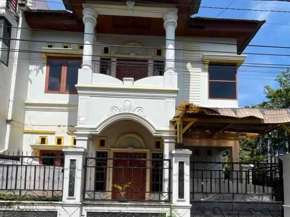 DIJUAL RUMAH TURUN HARGA DEPAN MALL PANAKKUKANG KOMP LILI JLN BOULEVARD 10x15M