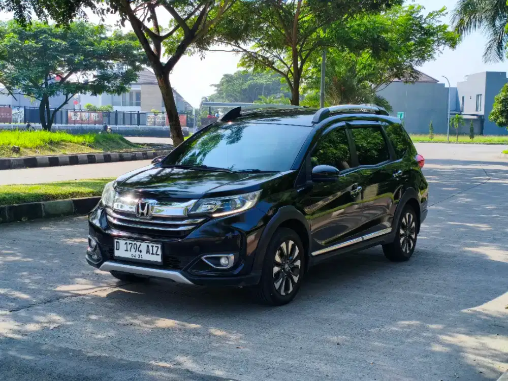 Dp 10jt - Honda BRV E Matic 2021 Warna Hitam
