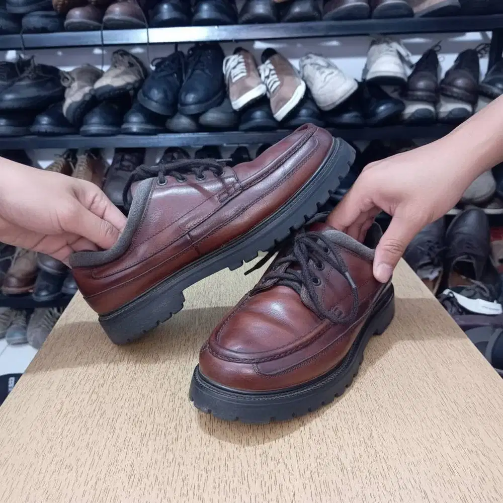 DOCKERS ( 292 ) - SEPATU KULIT IMPORT