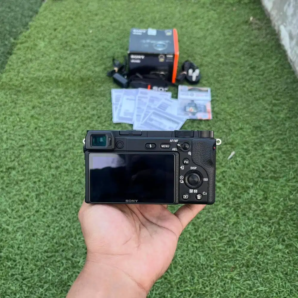Mirrorless Sony A6400 Body Only Fullset Dus Box