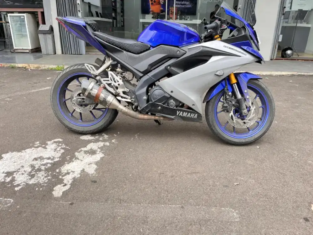Di jual yamaha r15 v3