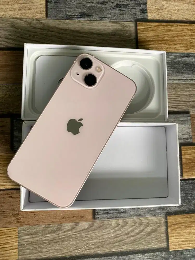Iphone 13 256 inter indosat minus udah pernah gnti lcd