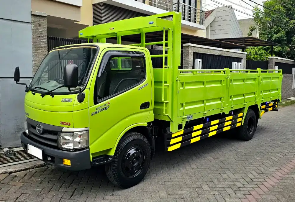 DUTRO 130MDL/Long casis KABIN 100%ORSINIL CAT TG1 MESIN SEHAT ISTIMEWA