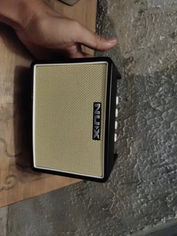 Speaker nux mighty lite analog portable
