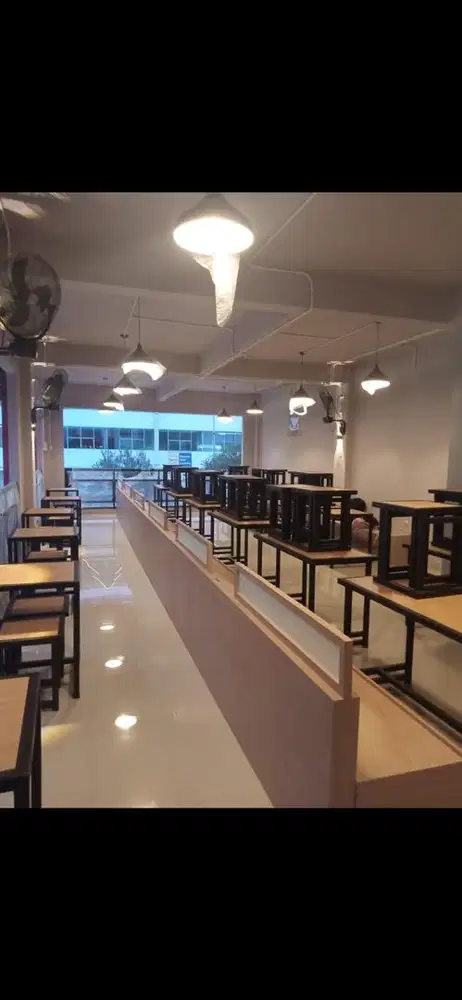 Jual cepat sofa cafe