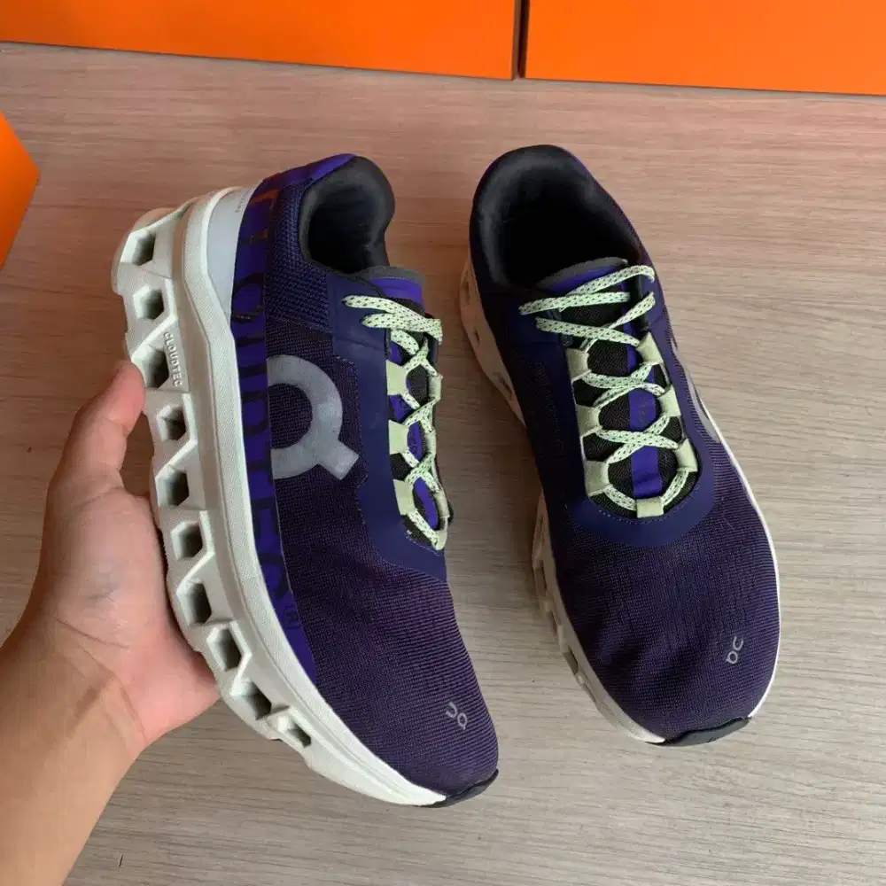 On Cloudmonster sepatu running sport second original 43