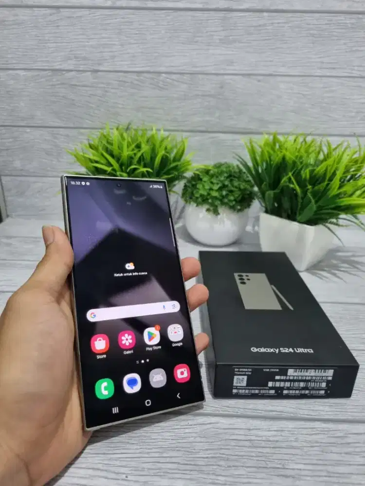 SAMSUNG S24 ULTRA 5G RAM 12/512 GB SEIN NORMAL FULLSHET ORIGINAL

TAMP