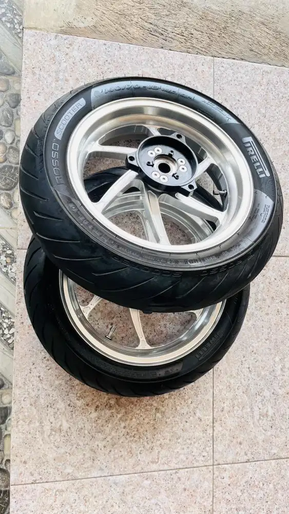 Velg RPD CNC & Ban Pirelli Diablo Rosso Nmax