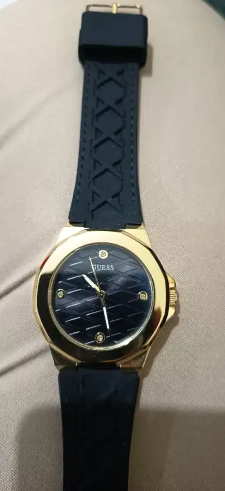 Jam Tangan Guess GW0599L2