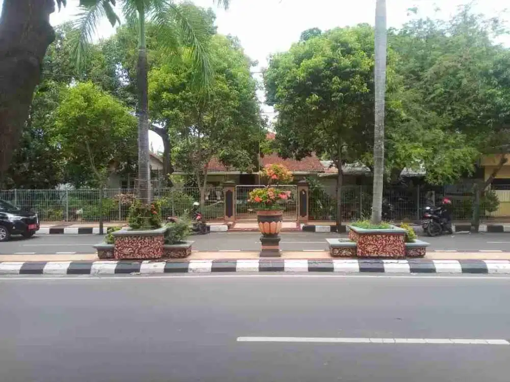 rumah belanda di pusat kota tuban