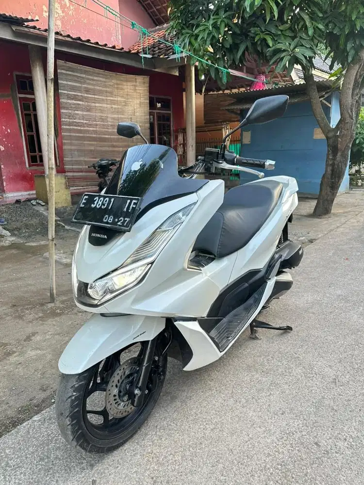 HONDA PCX TAHUN 2022 CBS