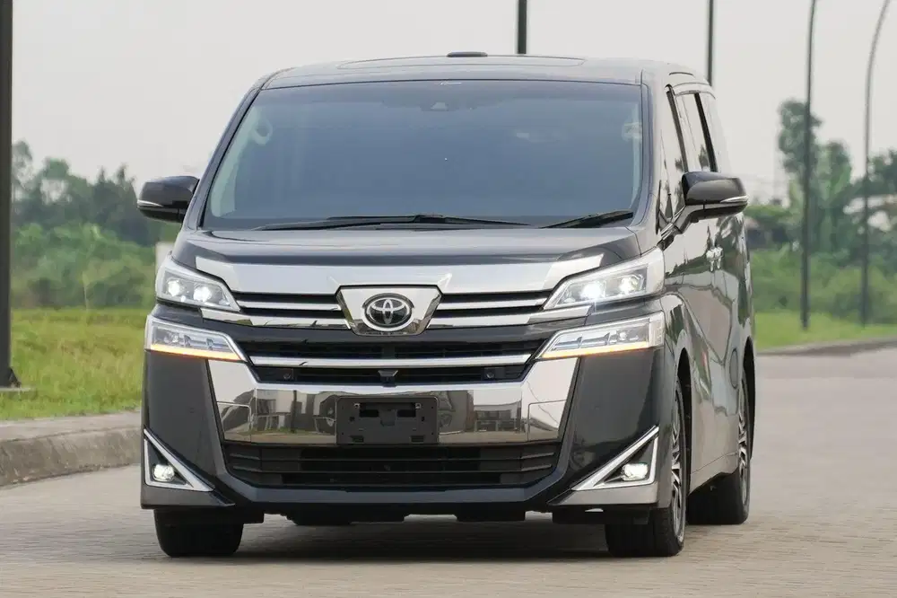 Megatron! Toyota Vellfire 2.5 G ATPM TSS 2021 Black Warranty! Alphard