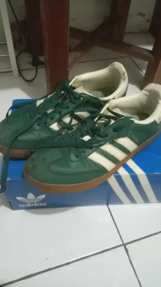 Sepatu Adidas ori