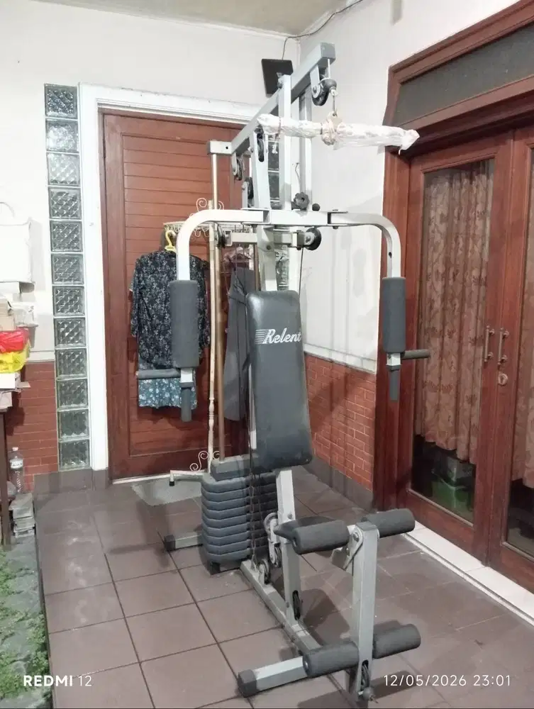 Dijual cepat alat fitness 90% baru