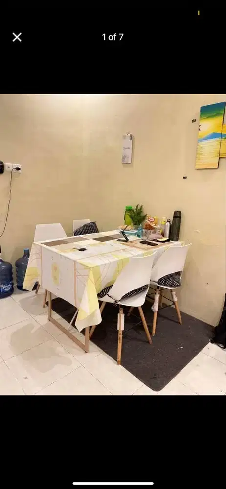 JUAL MEJA MAKAN Courts Hanna Dining Set(5 pcs: 1meja, kursi 4)
