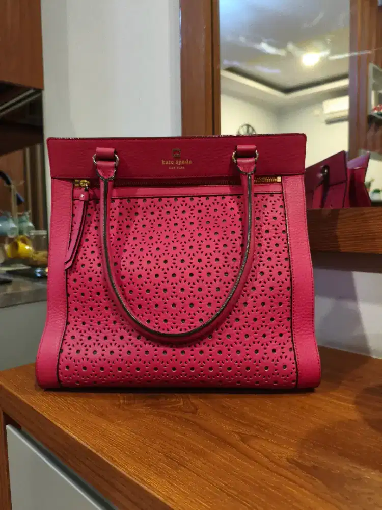 Tas kate spade fuschia