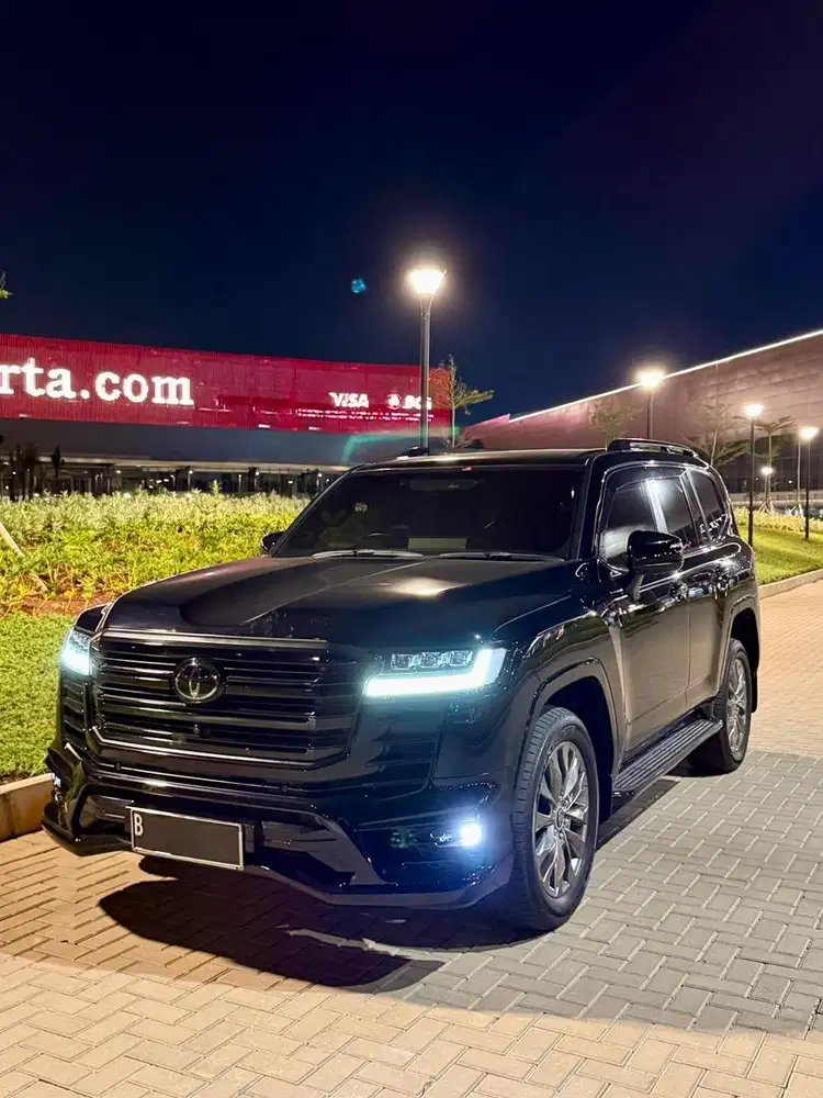 Land Cruiser VXR 300 2023