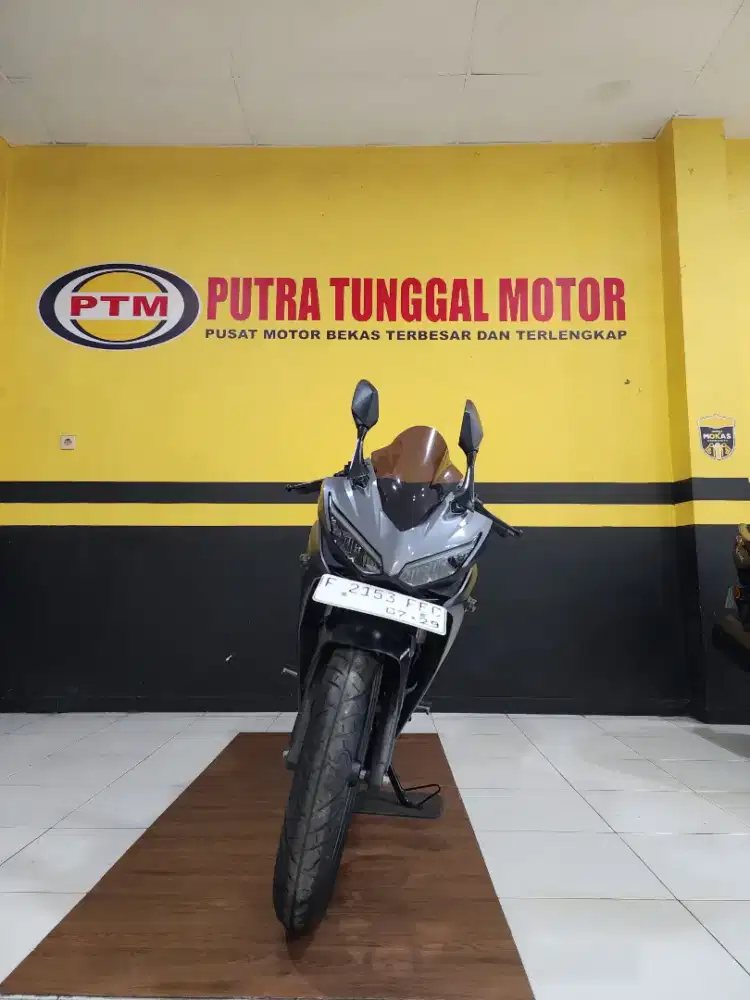 HONDA CBR 150 TAHUN 2017,HITAM DOP MURAH