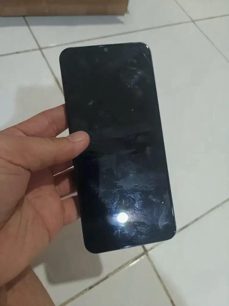 Vivo Y03 128gb ex resmi hp only mati total !!