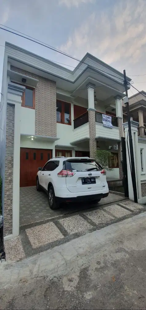 DIJUAL RUMAH MEWAH 2LANTAI DI TUPAREV CIREBON