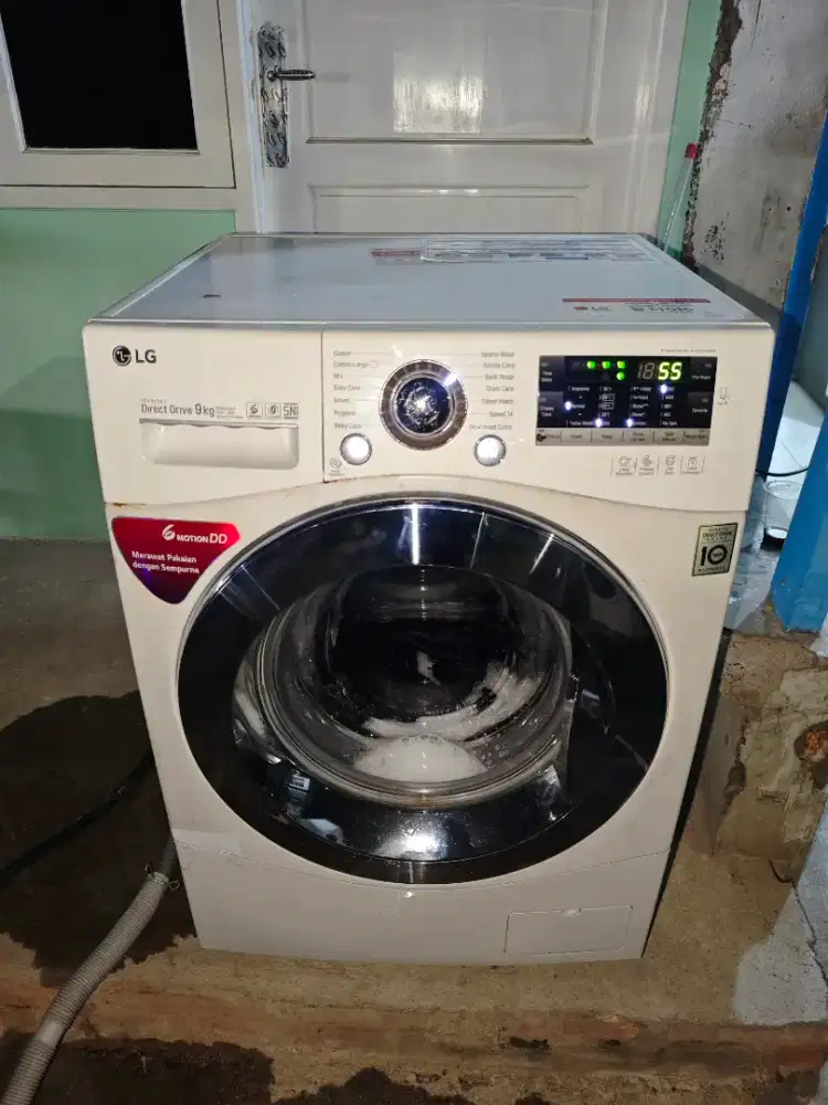 Mesin Cuci LG 9KG