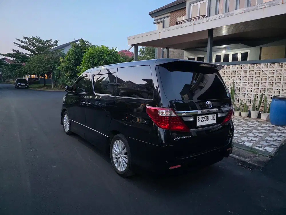 Toyota Alphard SC thn 2015 Highest Premium