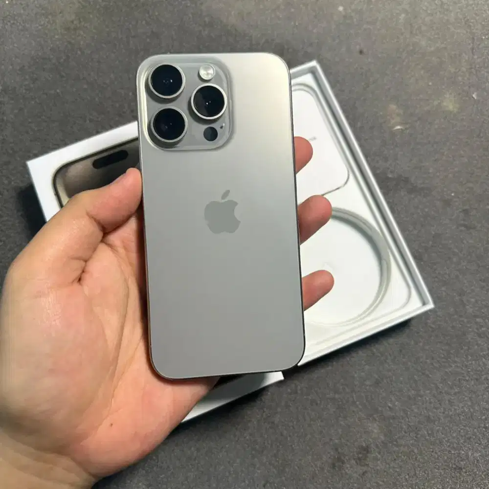 Iphone 15 pro 128 gb natural titanium inter