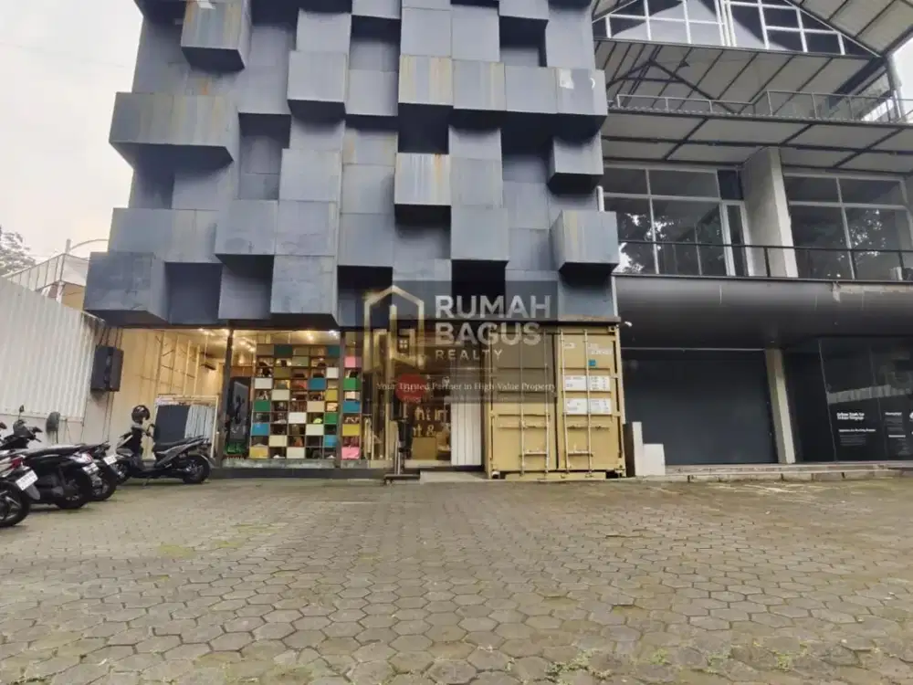 Dijual Murah Bangunan di Bandung Kota area Komersial & Strategis Sayap Riau Akses Mudah ke Jl. Dago