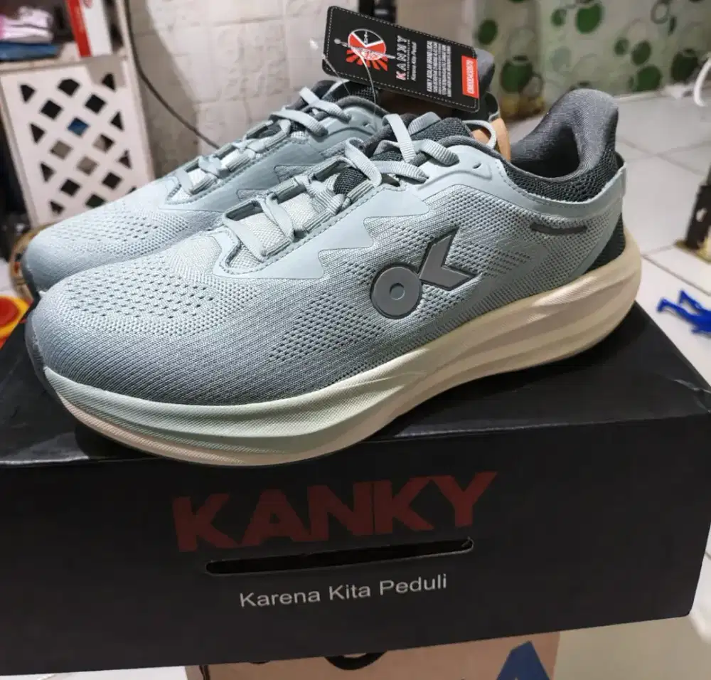 Sepatu kanky chakra
