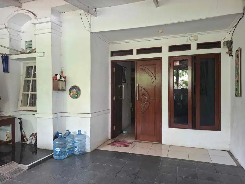 DIJUAL – Rumah Siap Huni Strategis Dekat Tol di Area Limo, Depok