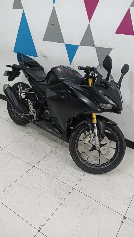 Honda New CBR 150R 2021 Dp.100 ribu