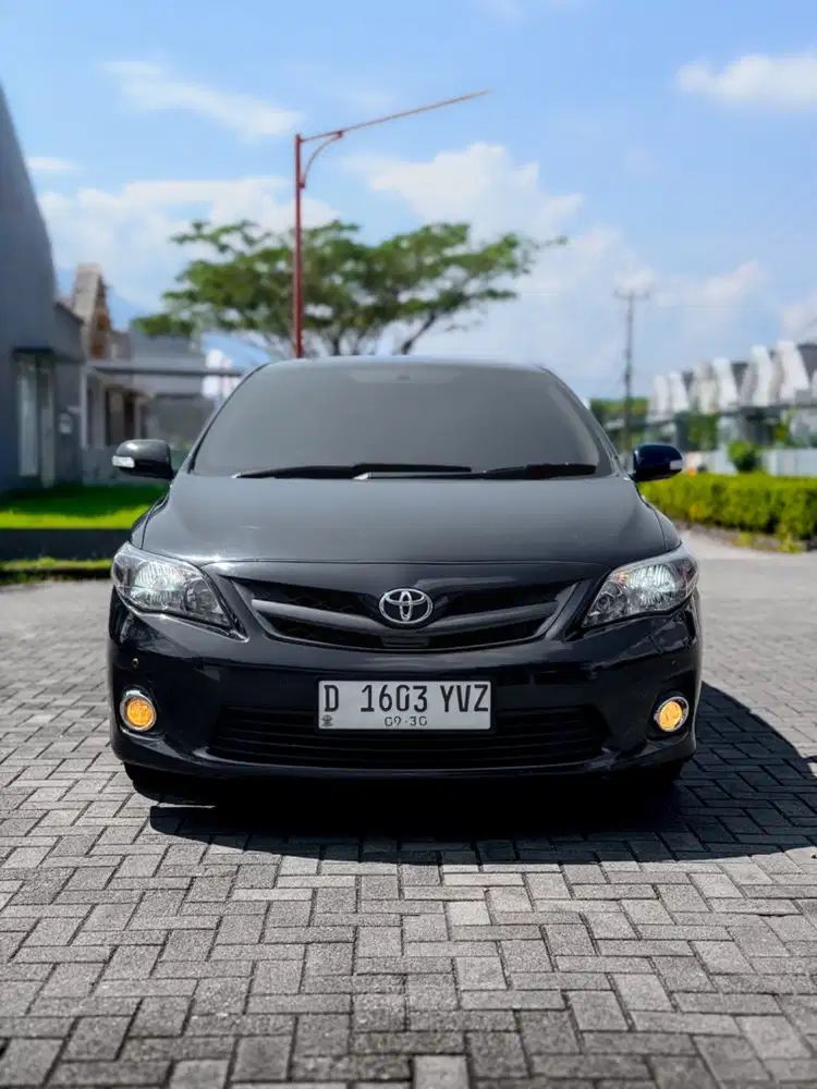 Altis v 2013 matic antik