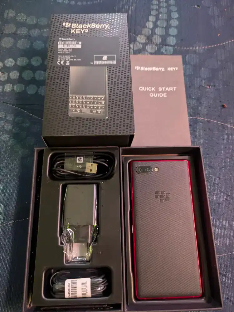 Blackberry keytwo RED EDITION 6/64 Chinese version