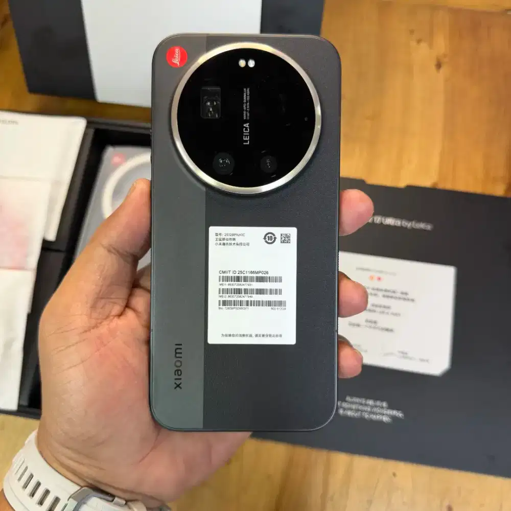 Like new Xiaomi 17 Ultra Leica Edition 16/512GB Black CN Pajak resmi