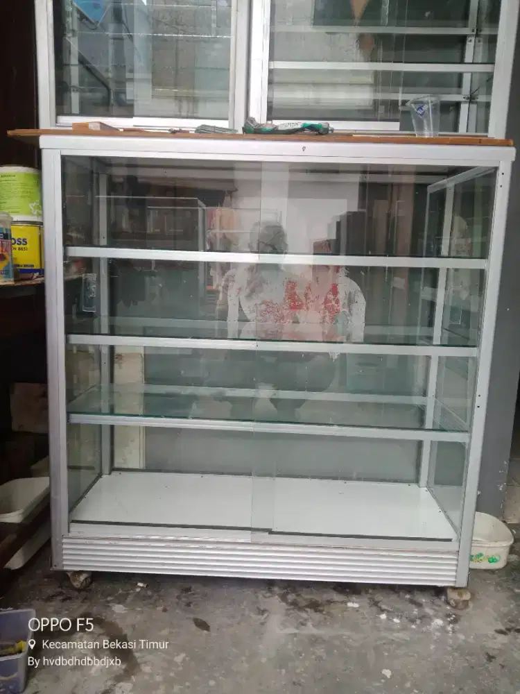 Etalase warung 1 meter mulus